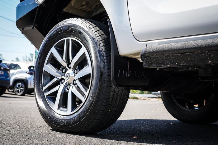 2019 Toyota HILUX SR5