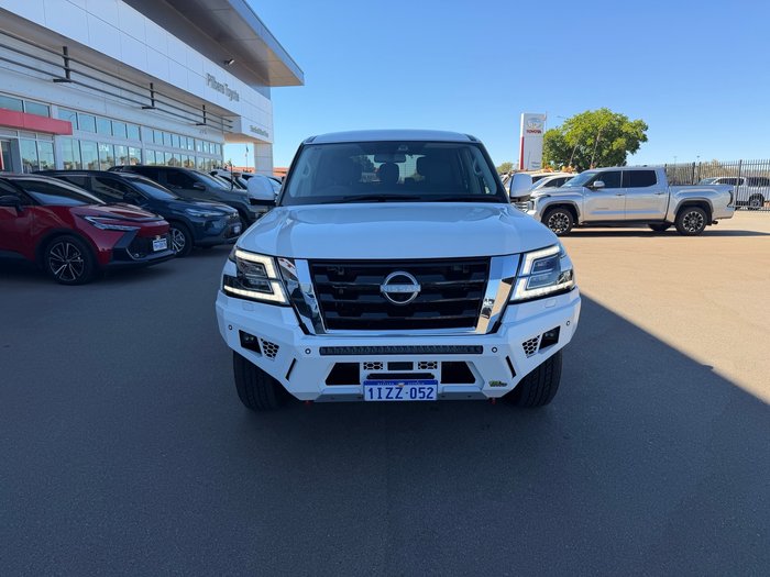 2023 Nissan PATROL MOONSTONE WHITE