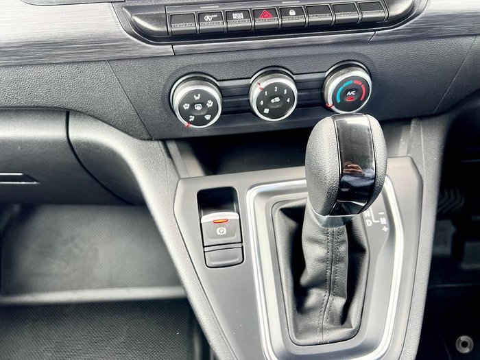 2025 Renault Kangoo L1