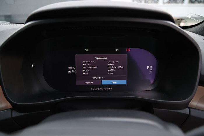2024 Volvo EX40 Ultra Single Motor Extended Range