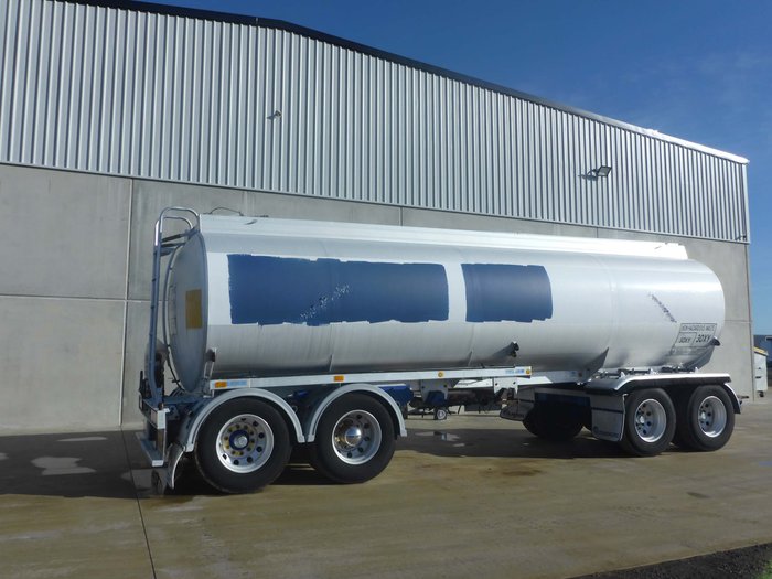 1999 Tieman Quad Dog Tanker