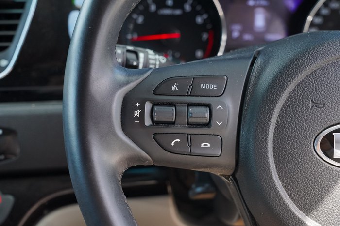 2020 Kia Carnival Si