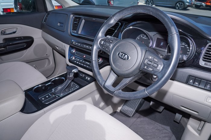 2020 Kia Carnival Si