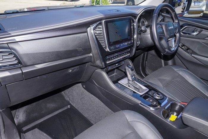 2023 Isuzu MU-X LS-T