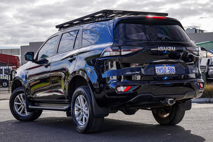 2022 Isuzu MU-X LS-M