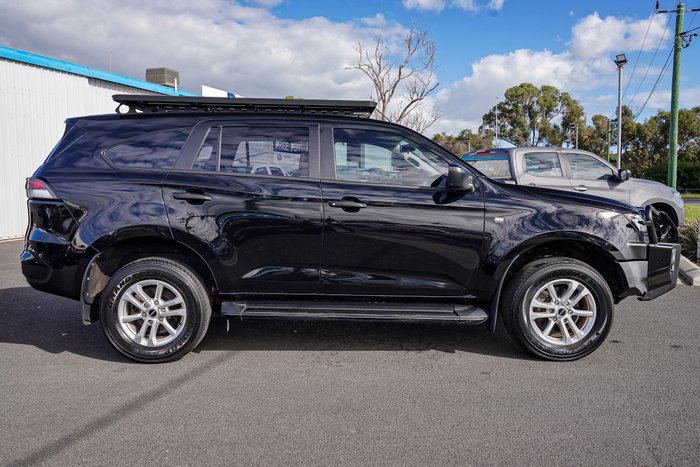 2022 Isuzu MU-X LS-M