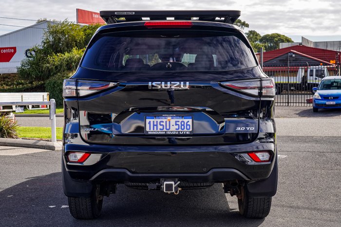 2022 Isuzu MU-X LS-M