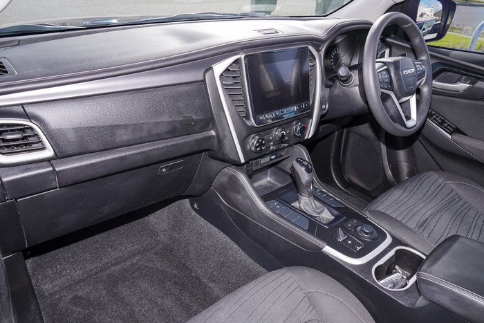 2022 Isuzu MU-X LS-M