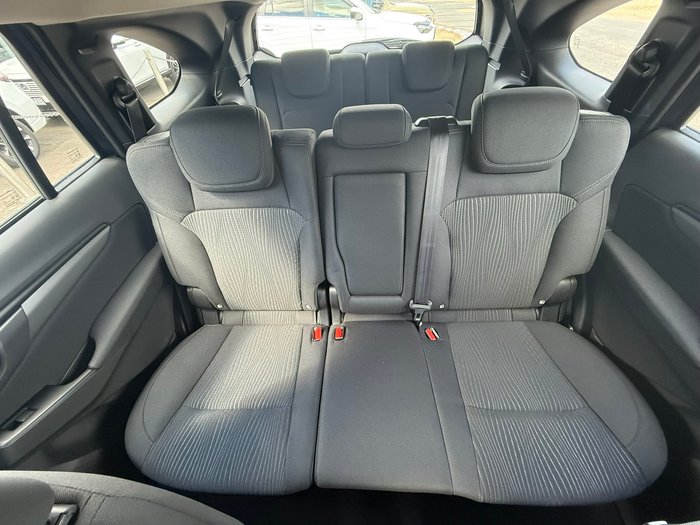 2025 Isuzu MU-X LS-M