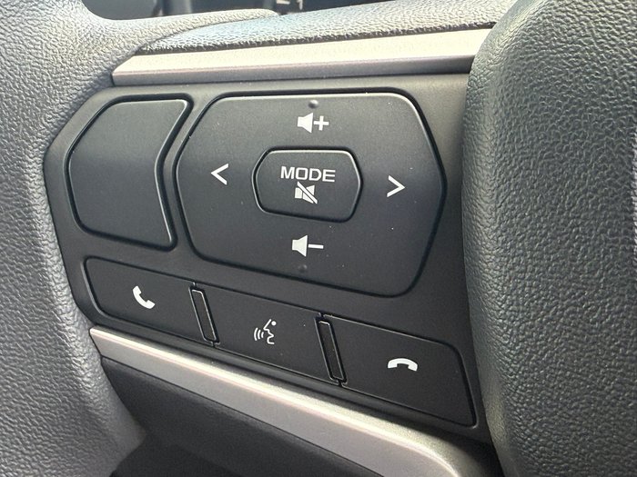 2025 Isuzu MU-X LS-M