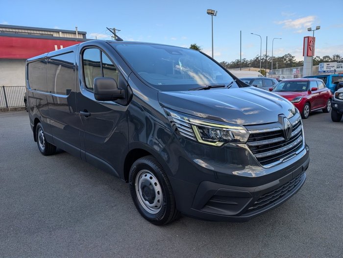 2025 RENAULT TRAFIC LWB PRO