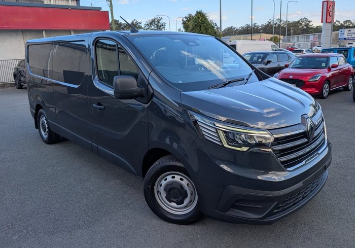 2025 RENAULT TRAFIC LWB PRO