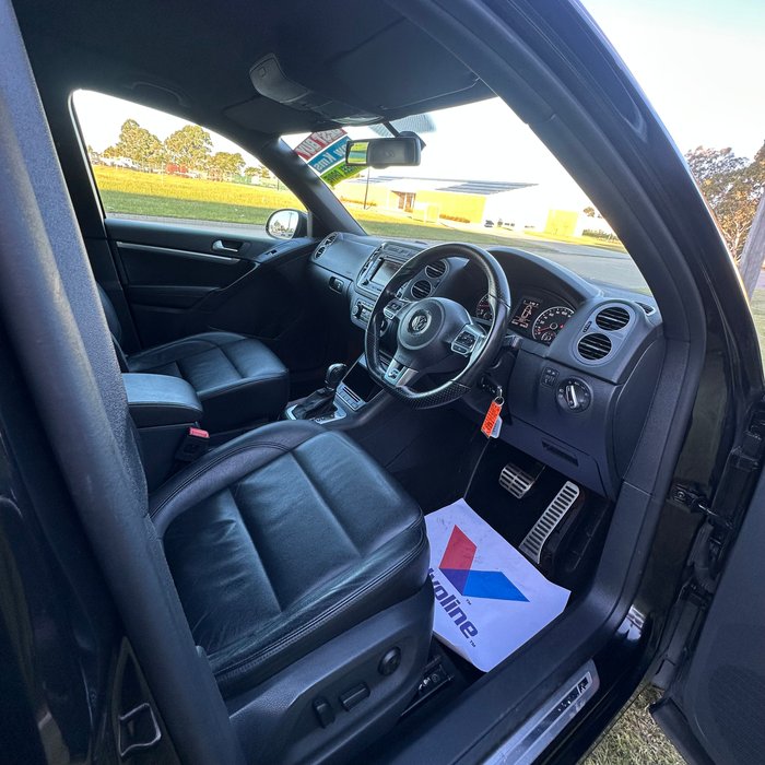 2015 Volkswagen Tiguan 155TSI R-Line