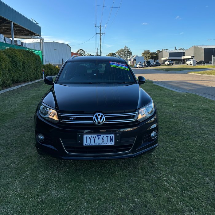 2015 Volkswagen Tiguan 155TSI R-Line