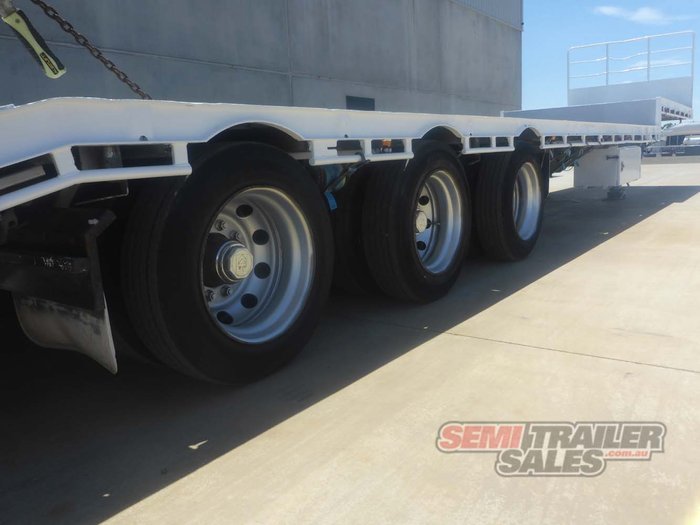 2009 Barker 45FT-70FT Dropdeck Extendable with Ramps