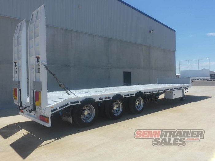 2009 Barker 45FT-70FT Dropdeck Extendable with Ramps