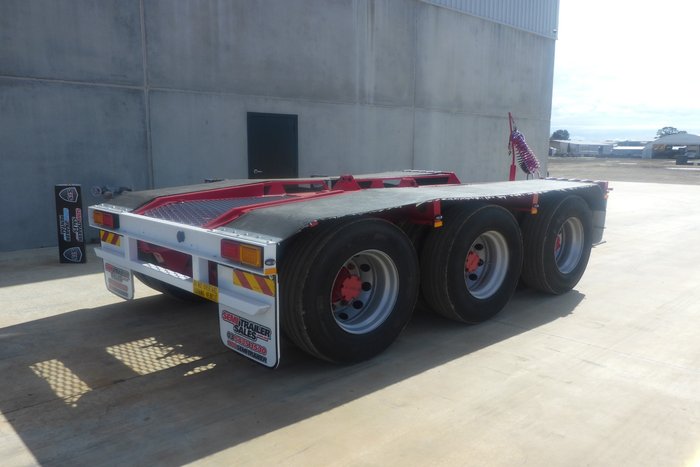 2018 Moore Tri Axle Dolly