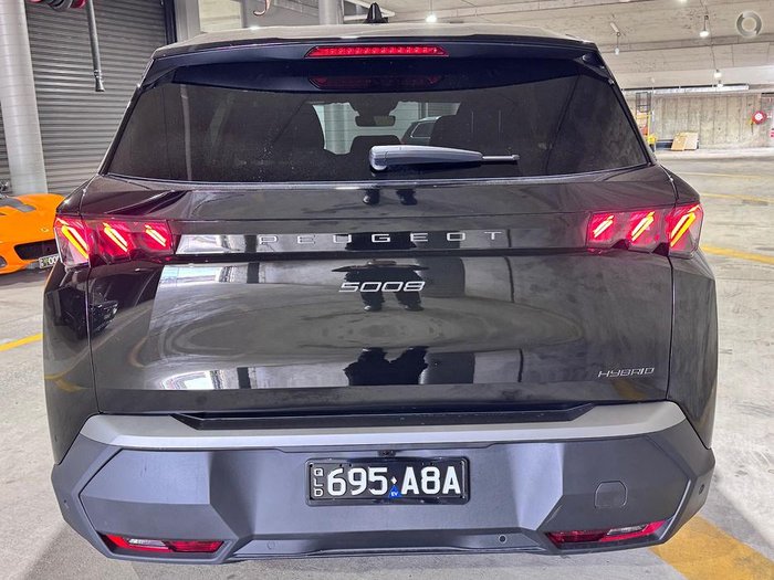 2025 Peugeot 5008 GT Premium Hybrid