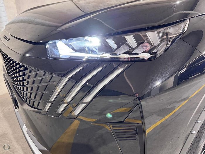 2025 Peugeot 5008 GT Premium Hybrid