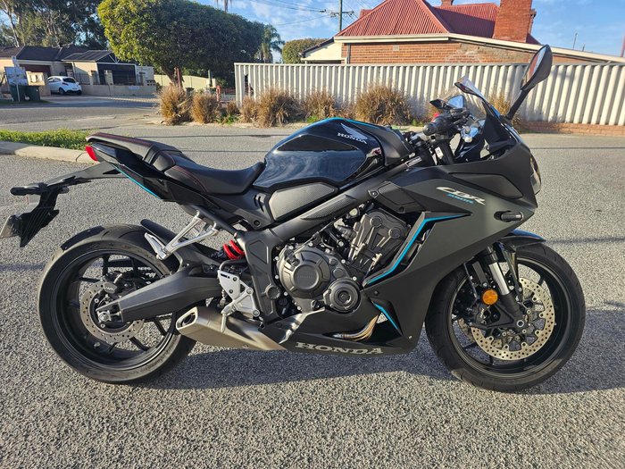 2023 Honda  CBR650R Black