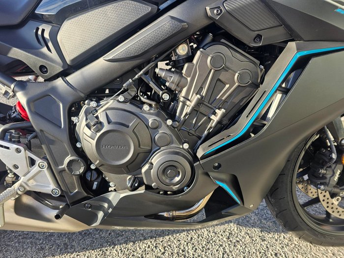 2023 Honda  CBR650R Black