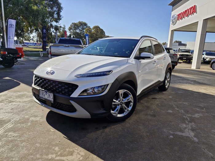 2021 Hyundai KONA 2021 Hyundai KONA ACTIVE (FWD) CONTINUOUS VARIABLE 4D WAGON 4CYL  White