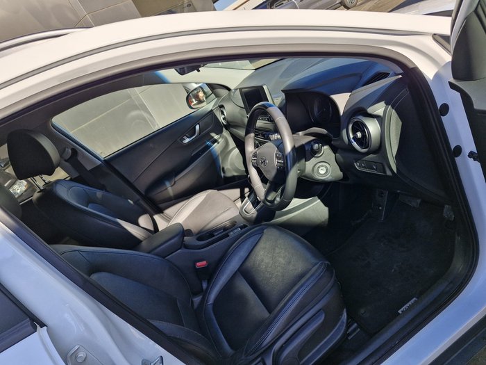 2021 Hyundai KONA 2021 Hyundai KONA ACTIVE (FWD) CONTINUOUS VARIABLE 4D WAGON 4CYL  White