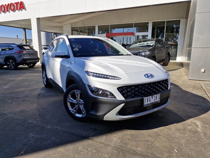 2021 Hyundai KONA 2021 Hyundai KONA ACTIVE (FWD) CONTINUOUS VARIABLE 4D WAGON 4CYL  White