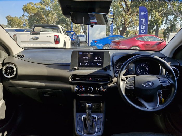 2021 Hyundai KONA 2021 Hyundai KONA ACTIVE (FWD) CONTINUOUS VARIABLE 4D WAGON 4CYL  White
