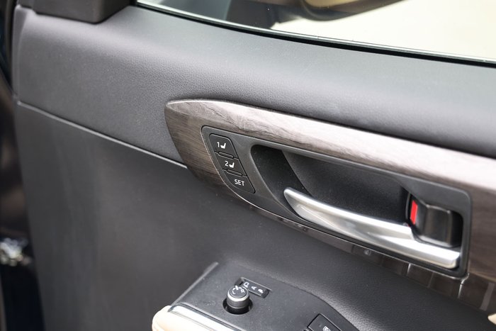 2023 TOYOTA KLUGER GRANDE HYBRID AWD