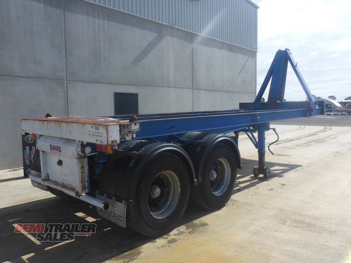 1984 Fruehauf 20FT Tipping Skel