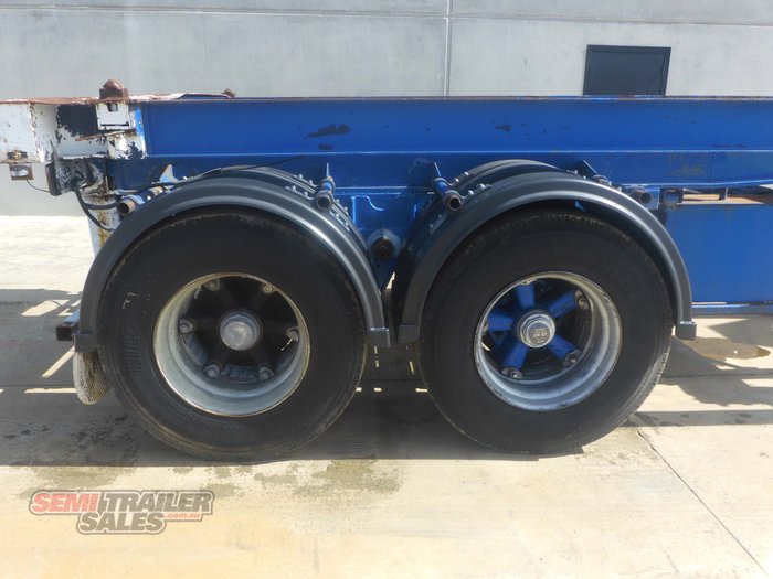 1984 Fruehauf 20FT Tipping Skel