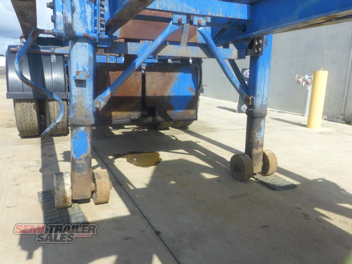 1984 Fruehauf 20FT Tipping Skel