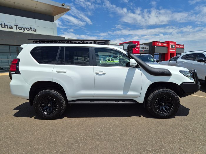 2021 Toyota Prado