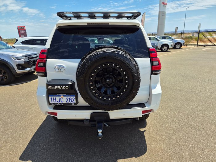 2021 Toyota Prado
