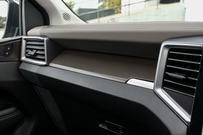 2025 Volkswagen Amarok TDI600 Style