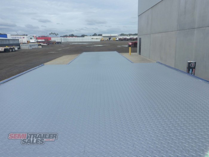 2013 Vawdrey 22 Pallet Dropdeck Road Train Lead