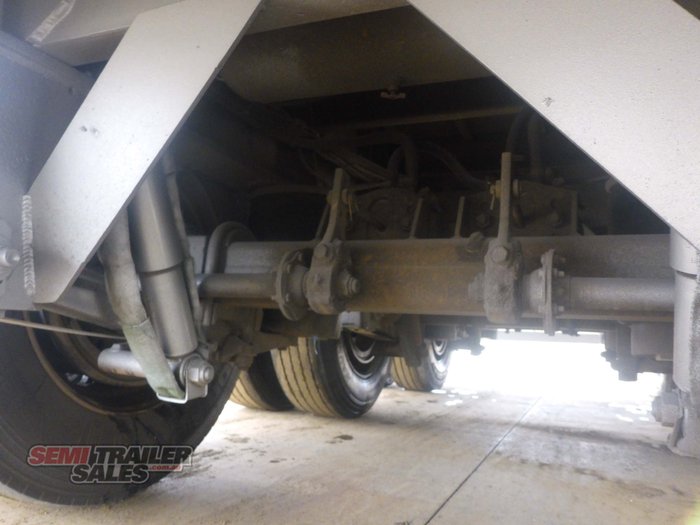 2013 Vawdrey 22 Pallet Dropdeck Road Train Lead
