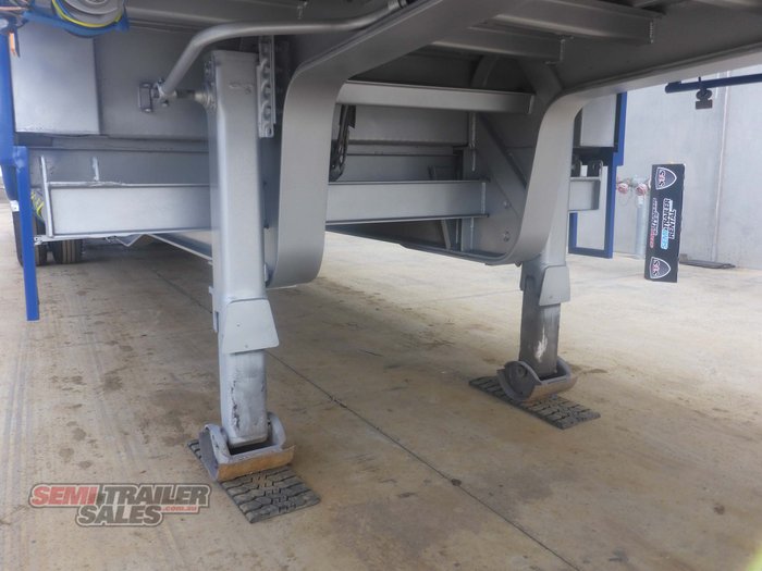 2013 Vawdrey 22 Pallet Dropdeck Road Train Lead