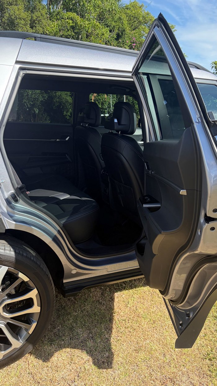 2024 KGM TORRES ULTIMATE