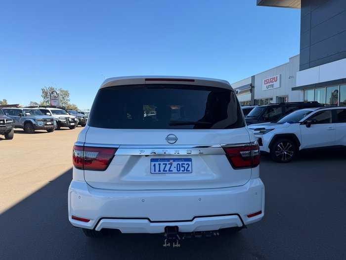2023 Nissan PATROL MOONSTONE WHITE