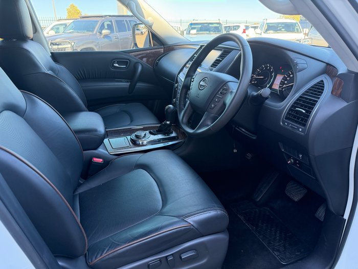 2023 Nissan PATROL MOONSTONE WHITE