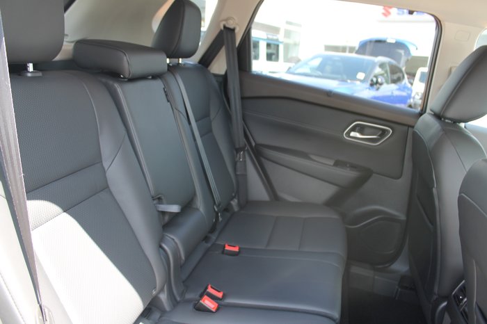 2025 Nissan X-TRAIL N-TREK