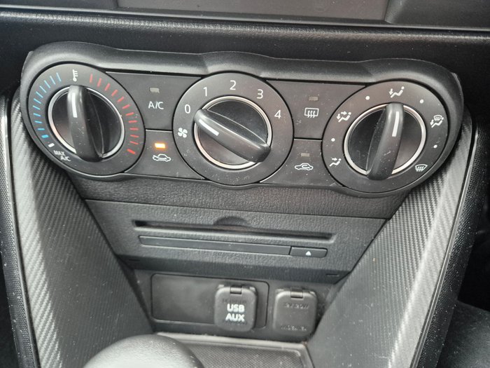 2014 Mazda 2 Maxx