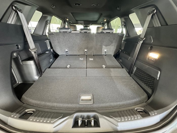 2025 Ford Everest Platinum