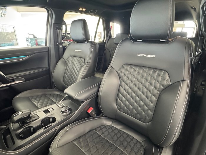 2025 Ford Everest Platinum