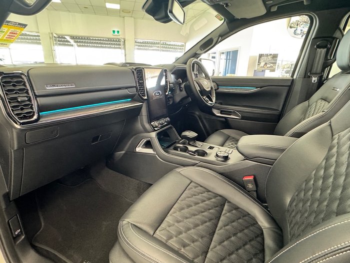 2025 Ford Everest Platinum