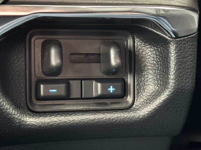 2025 Ford Everest Platinum