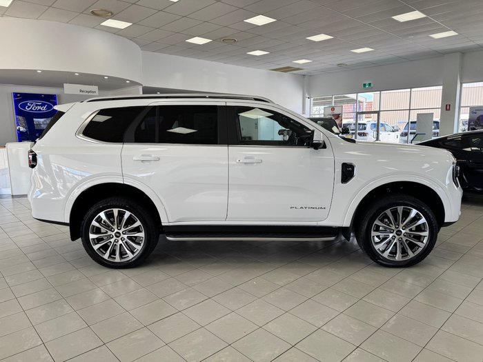 2025 Ford Everest Platinum