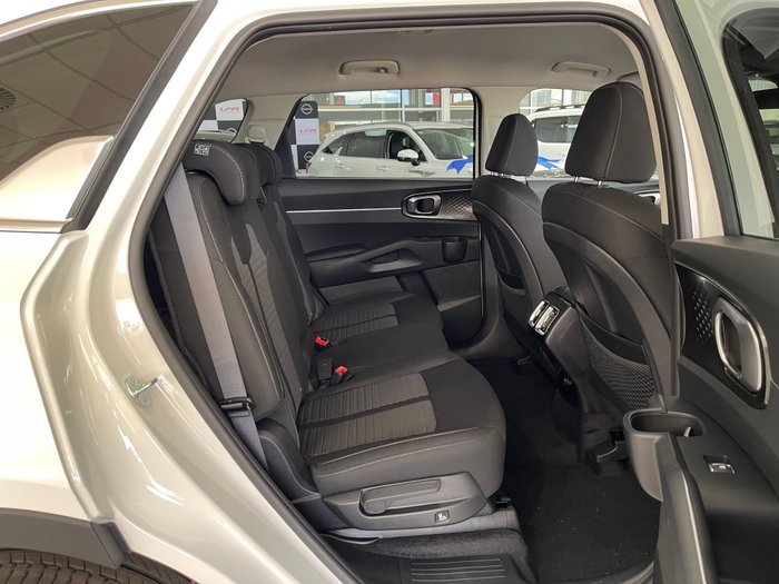 2025 KIA SORENTO SPORT